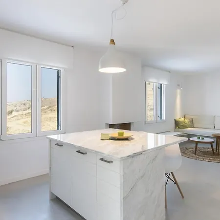 Minimal With A Swimming Pool And Sea View In